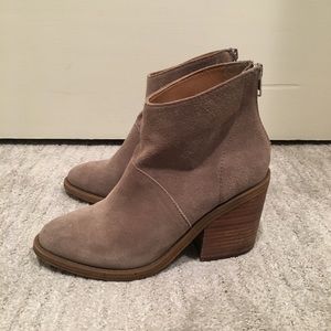 Steve Madden Swede booties